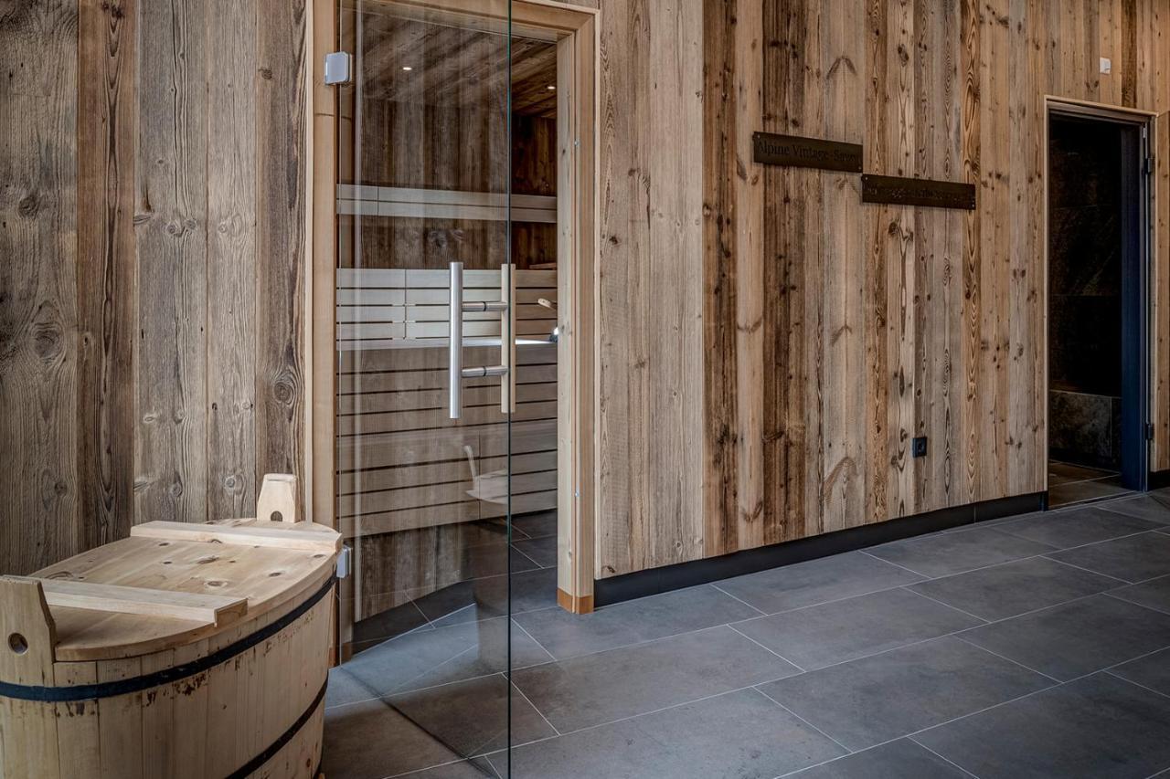 Das Unterrain Lifestyle Hotel Sankt Jakob in Defereggen Bagian luar foto