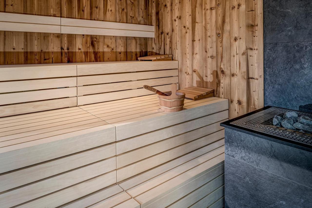 Das Unterrain Lifestyle Hotel Sankt Jakob in Defereggen Bagian luar foto